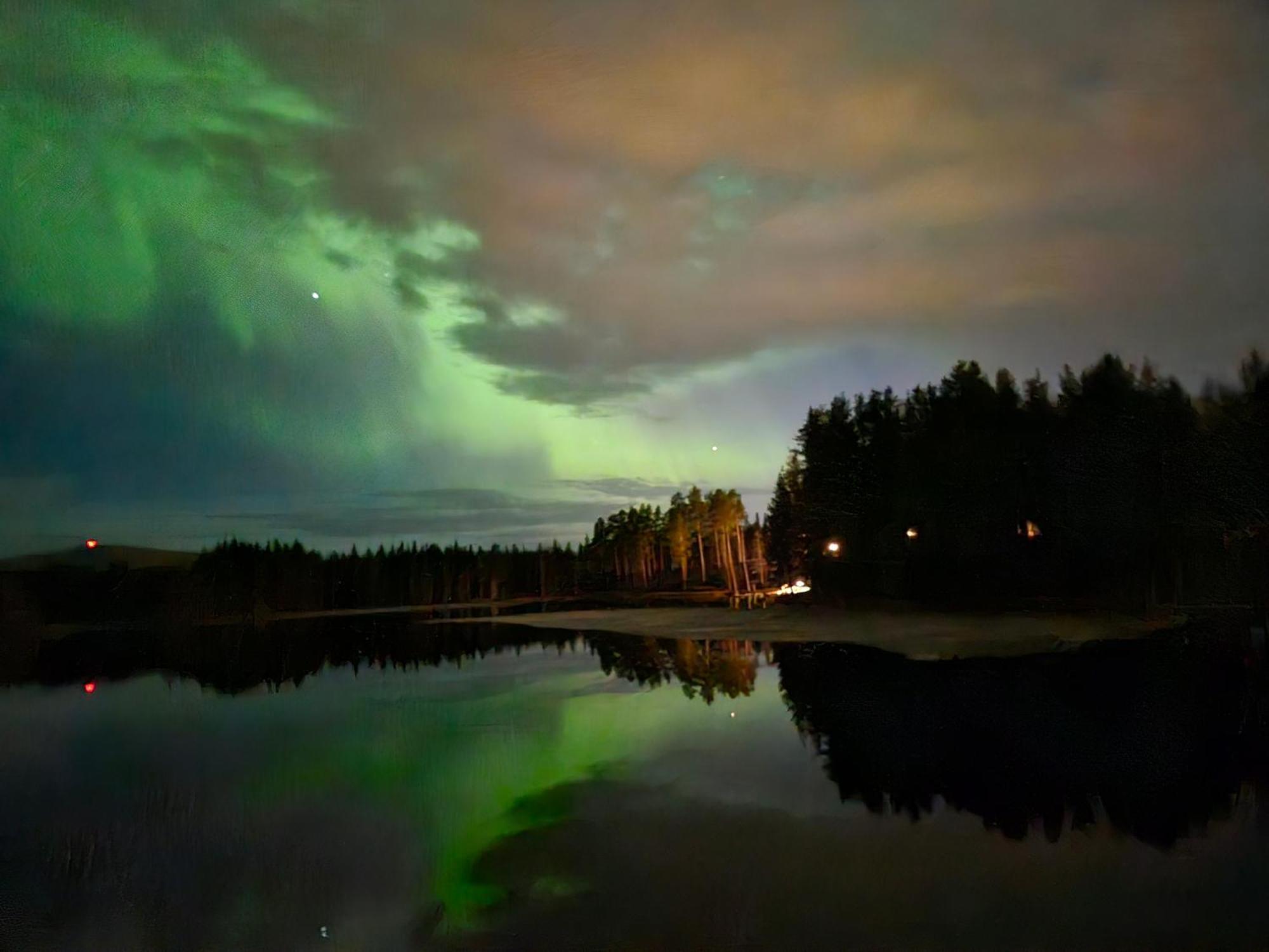 Charmig Gard Med Bastu, Strandtomt Och Utedusch I Naturskoent Omrade Sveg Exteriér fotografie